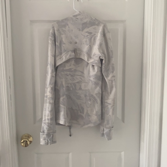 Lululemon define jacket - Picture 4 of 4